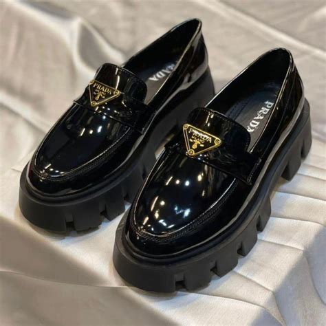 sciarpe uomo prada|prada men's formal shoes.